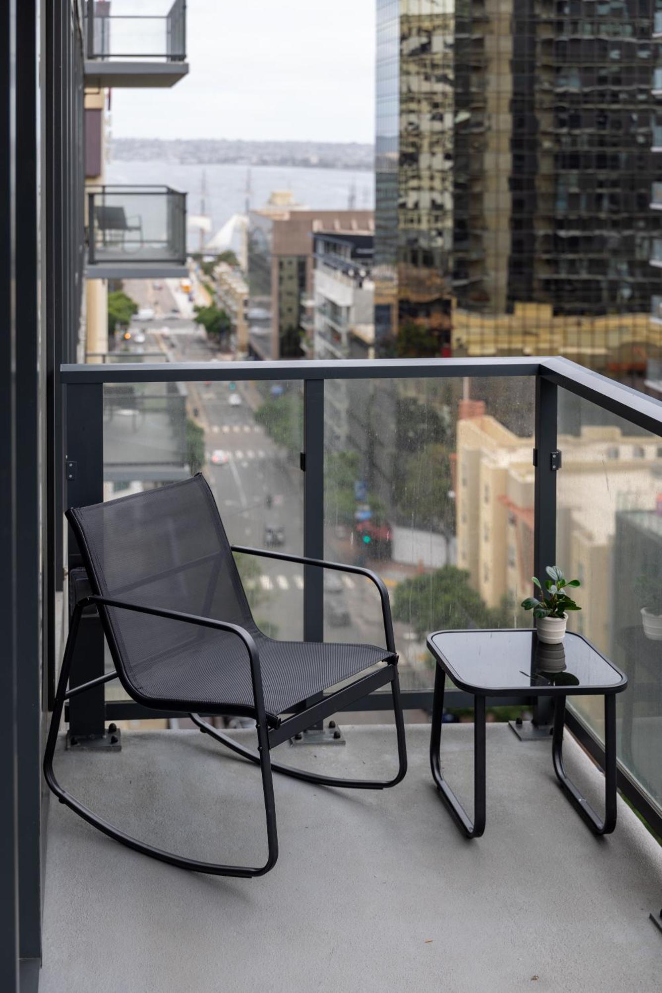 Kasa Little Italy San Diego Bilik gambar